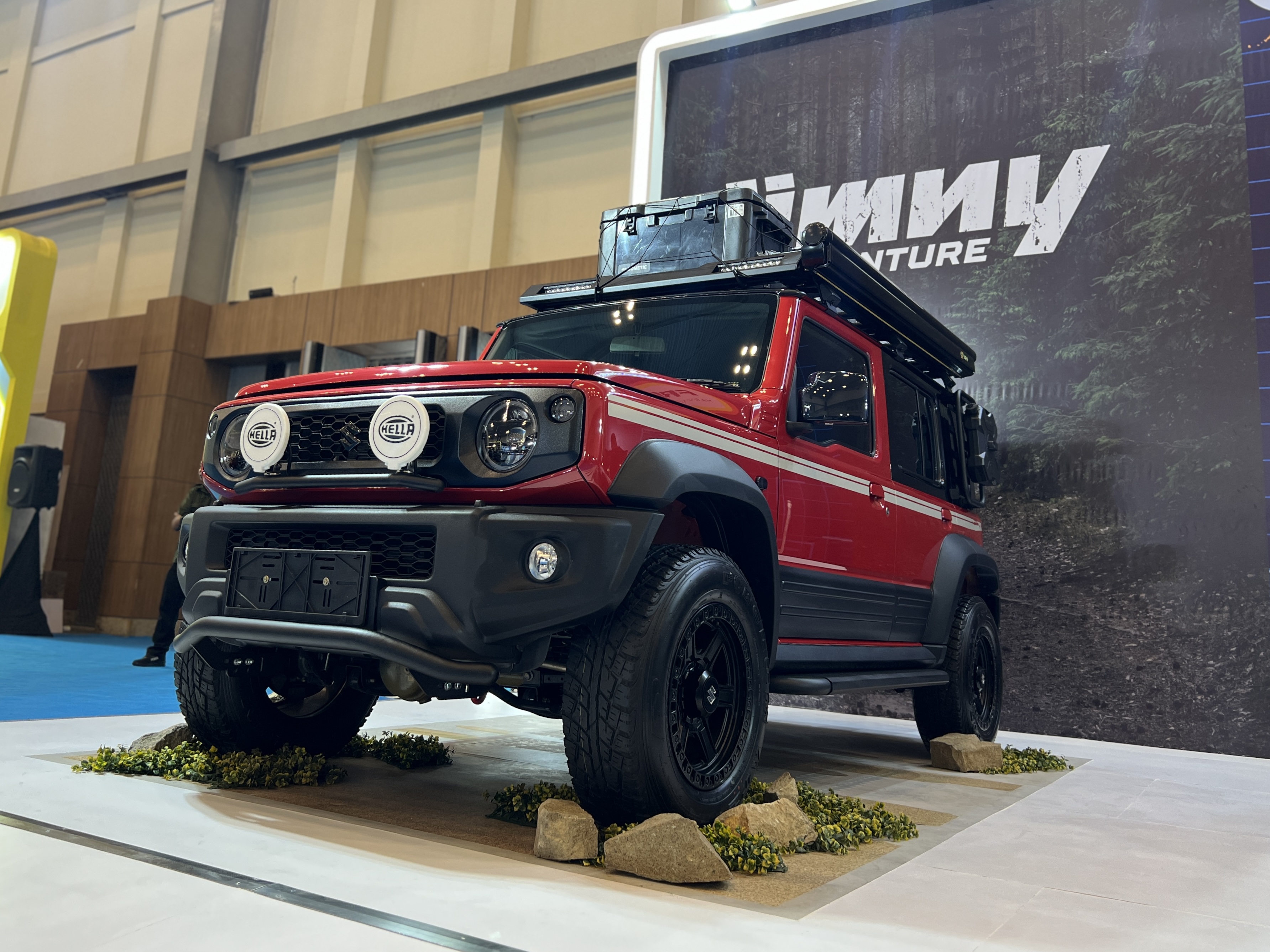 Suzuki Fronx, Jimny 5-Door, dan New Carry Tampil Ekstrem di IMX 2025 ...