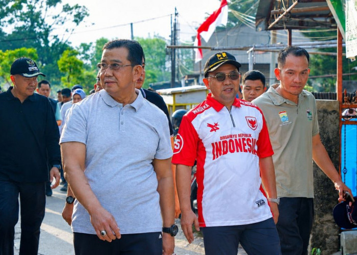 Gotong Royong di Sungai Lambidaro Lorok Pakjo: Jaga Kebersihan Lingkungan Sekaligus Serap Aspirasi Warga