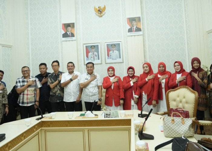  Pesona Kain Tradisional di Atas Ampera: Perempuan Indonesia Maju Sumsel Bakal Sulap CFD Jadi Runway Budaya