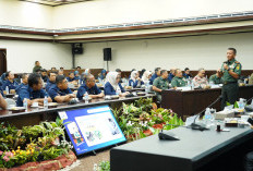 Pangdam II/Sriwijaya Jadi Narasumber Acara Sharing Session Karyawan dan Karyawati PT Pusri Palembang