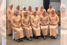 Instaperfect Edukasi Dharma Wanita Bapenda Palembang, Tampil Cantik dengan Suede Lip Matte