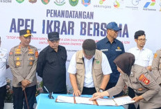 Kapolda Sumsel Hadiri Apel Ikrar Bersama dan Peresmian Tata Kelola Sumur Minyak Rakyat di Lahat