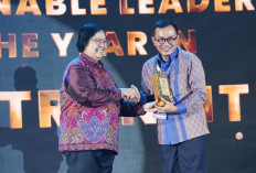 Lestari Award 2024: Dirut PLN Sabet Sustainable Leader of The Year in Energy Transition