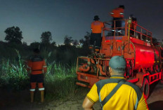 Dibantu Masyarakat, Polisi dan BPBD Padamkan Karhutla di Simpang Pelabuhan Dalam, ini Luasan Lahan Terbakar
