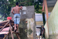 Lanjutkan Pembangunan Fasilitas MCK, Satgas TMMD Kodim Lahat Masuki Tahapan Ini