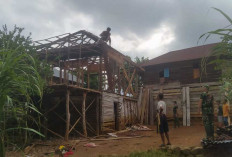 ALHAMDULILLAH! Rumah Zumrul Aini Mulai Dibongkar Anggota TMMD ke-122 Kodim Lahat, Berikut Keterangan Koordinat