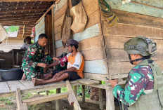 Satgas Yonif 14 Jaya Yudha Berikan Pelayanan Kesehatan Keliling, Kampung Ini Jadi Sasarannya