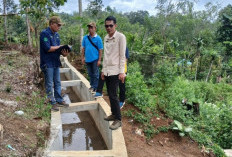 Anggota DPRD Lahat Turun Tinjau Pengerjaan Siring Sepanjang 450 Meter, Ini Katanya 