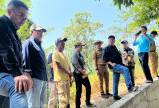 Bupati Lahat Cek Progres Irigasi Padang Benawa Desa Mengkenang, Ini Hasil Temuan di Lapangan 