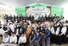 Ketua TP PKK OKU Timur Salurkan 150 Paket Sembako untuk Anak Yatim di Bulan Muharram