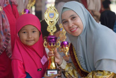 Tekankan Literasi Sejak Usia Dini, Bunda PAUD OKU Timur Hadiri Gebyar Literasi Anak