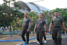Tubuh Sehat Hati Kompak! Semangat Kebersamaan TNI AD di Lapangan Denpom Palembang