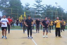 Tingkatkan Sinergitas, Polri-TNI Olahraga Bersama di Lapangan Wisma Duta Prabumulih