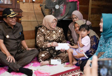 Bupati Muba Kunjungi Bocah Pengidap Jantung Bocor, Beri Dukungan dan Bantuan Secara Langsung