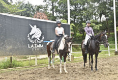 Dari Rasa Penasaran hingga Jadi Gaya Hidup: Sita dan Aurel, Member Berkuda Asal Palembang di Lazara Stable