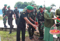 Peringati Hari Juang TNI AD Ke-78, Kodim 0405/Lahat Ziarah dan Tabur Bunga di TMP Puspa Bakti