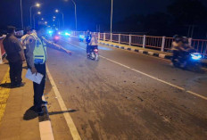 Hilang Kendali, Motor Hantam Langsung Mobil di Jembatan Musi VI Palembang, Begini Kondisinya