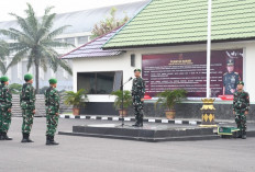 Pimpin Upacara Bendera Mingguan, Kasi Pers Kasrem Gapo Bahas Masalah Ini