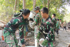 Pantang Menyerah! Satgas TMMD 129 Kodim Salatiga dan Warga Desa Cukil Gaspol Bangun Infrastruktur Desa