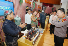 Buka Rakernis Densus 88, Kapolri Kunjungi Stan Usaha Eks Narapidana Teroris 