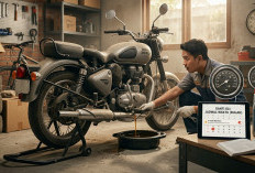Jangan Tunggu Kilometer! Simak Aturan Ganti Oli Motor yang Jarang Digunakan