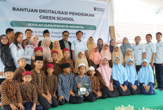 Dukung Pendidikan Berkelanjutan, PLN Pusmanpro UPMK III Gelar Program Digitalisasi Green School di Palembang
