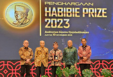 Guru Besar Filosofi UIN Jakarta Raih Habibie Prize 2023, Perdana Diraih Perguruan Tinggi Keagamaan
