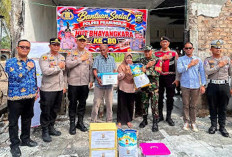 Polres Prabumulih Salurkan Bantuan Sosial untuk Korban Kebakaran di Desa Karangan