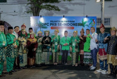 Anggun Kenakan Kebaya Sumsel, Widia Ningsih Sah Nahkodai DPC PKB Lahat, Ini Pesannya