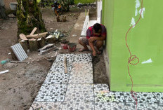 Keren, Lantai Tempat Wudhu Mushola Ar-Rasyid Lubuk Tampang Lahat Semakin Baik dan Cerah