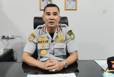 Tata Ulang Pengelolaan Parkir, Kadishub Serahkan SK Jukir, Untuk Tingkatkan PAD