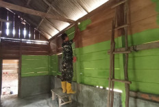Satgas TMMD ke-128 Kodim Lahat Lakukan Tahapan Ini Dalam Pengecetan Rehab RTLH Titik 2 di Desa Lubuk Tampang