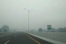 Jalan Tol Palindra dan Simpang Indra-Prabu Diselimuti Kabut Asap, Pihak Pengelola Tol Sampaikan Ini