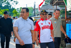 Gotong Royong di Sungai Lambidaro Lorok Pakjo: Jaga Kebersihan Lingkungan Sekaligus Serap Aspirasi Warga