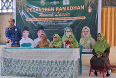 Muslimat NU Sumsel Gelar Pesantren Ramadan Ramah Lansia, Hadirkan Kehangatan Keluarga bagi Penghuni Panti