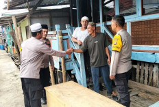 Perkuat Ketahanan Sosial Masyarakat Pesisir, Polsek Banyuasin II Hadir Bantu Keluarga Nelayan