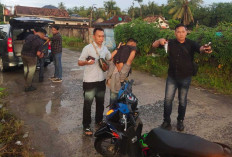 Nekat Bawa Senjata Api dan Sajam, Dua Pemuda Ini Tak Berkutik Saat Digeledah Polisi
