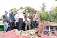 Diterjang Banjir 6 Jembatan di Muratara Putus! Salah Satunya Jembatan Gantung di Desa Ini