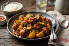 Bukan Cuma Takjil Biasa! Spicy Meatball Potatoes Gurih Pedas Ini Sukses Bikin Suasana Buka Puasa Makin Spesial