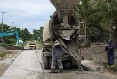 ALHAMDULILLAH, Akses Jalan Utama Desa Keban Jaya Lahat Kini Dicor Beton, Ini Penampakannya 