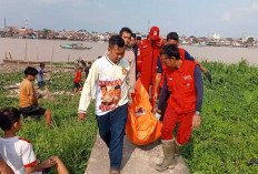 Bikin Geger, Sesosok Mayat Pria Tanpa Identitas Ditemukan Mengapung di Sungai Musi