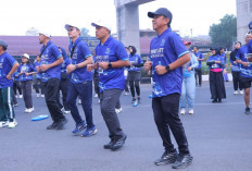 Seru Banget! Kampanye LRT Sumsel Gelar Fun Walk dan Zumba Bertema 'Begesit ke CFD Naek LRT'