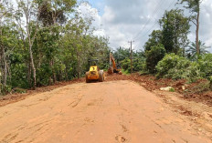ALHAMDULILLAH! Pengerasan Jalan Mekar Jaya Muba Mulai Dikerjakan