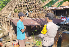 Polsek Muara Kuang Peduli! Bantu Korban Rumah Roboh di Wilayah Hukumnya, Ini Caranya