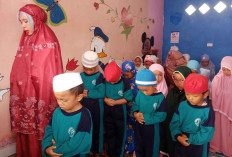 Hebat! Siswa TK Nusa Indah Lahat Diajarkan Cara Shalat yang Benar, Tujuannya Untuk Ini