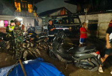 3 Babinsa Koramil 405-08 Jarai didampingi 2 Linmas Datangi Pusat Keramaian, Nah Loh