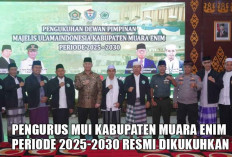 Resmi Dikukuhkan, ini Harapan KH Solihan Ketua MUI Kabupaten Muara Enim Periode 2025-2030