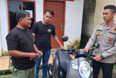 Kapolsek Kertapati Palembang Serahkan Motor Kepada Pemiliknya, Kasus Apa?