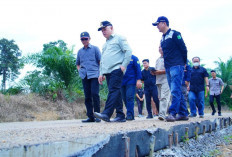 Jalan Desa di Musi Banyuasin Makin Mulus, Kini Lokasi Tanah Longsor Jadi Perhatian