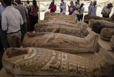 Wah, Arkeolog Temukan Leboh dari 60 Makam Kuno di Mesir